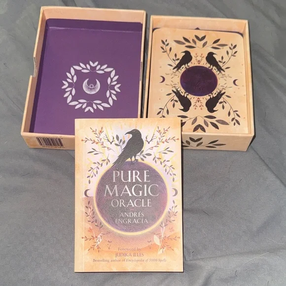 Pure Magic Oracle Deck - Picture 2 of 6